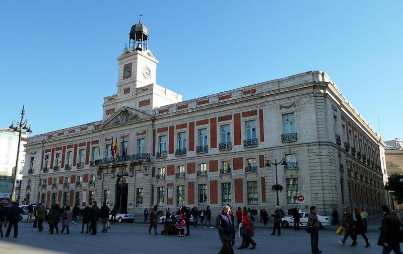 Apartamentos Felipe IV Plaza Mayor Madrid Kültér fotó
