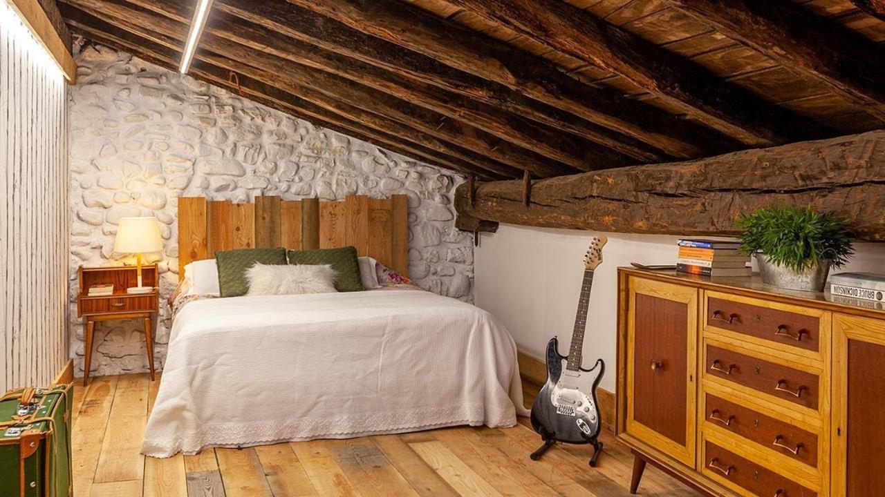 Apartamentos Felipe IV Plaza Mayor Madrid Kültér fotó