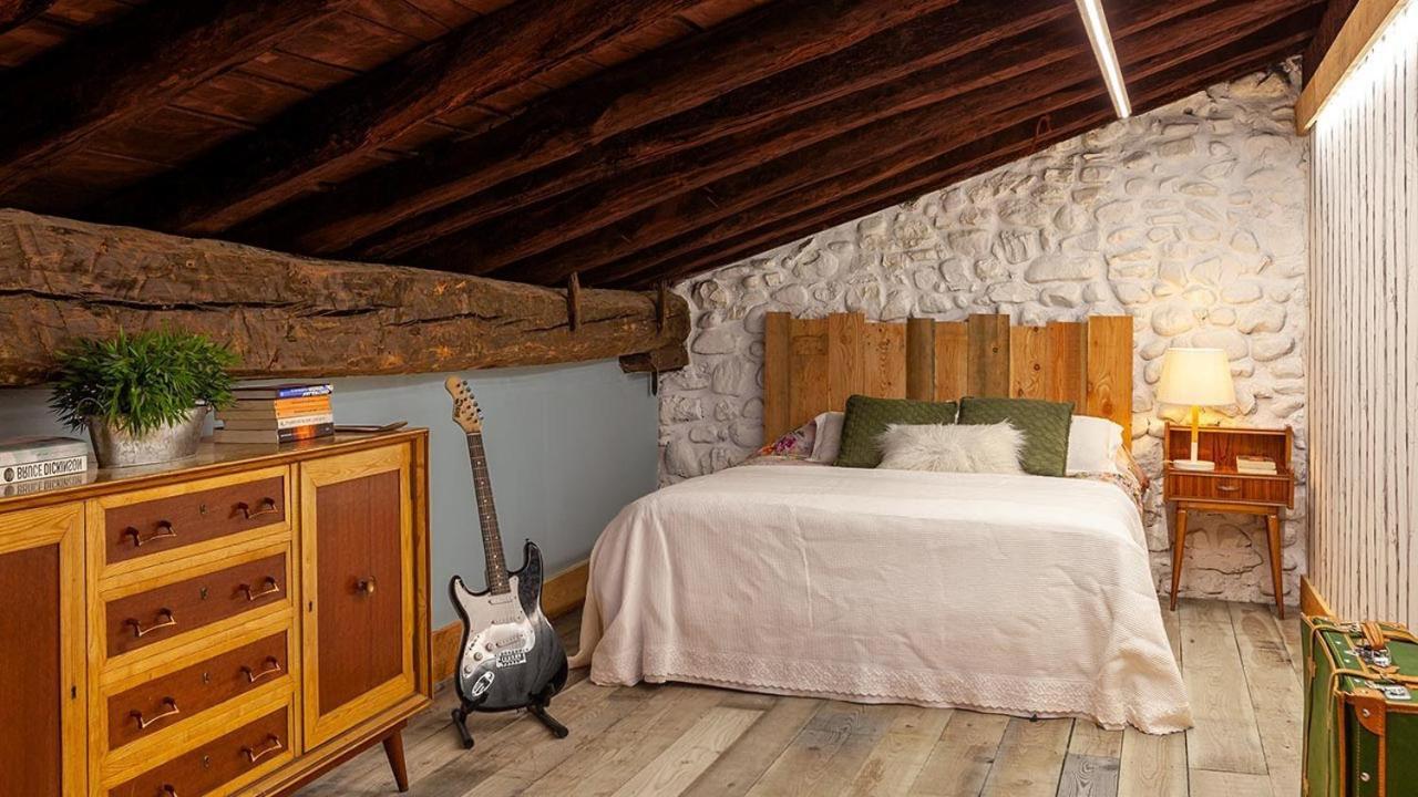 Apartamentos Felipe IV Plaza Mayor Madrid Kültér fotó